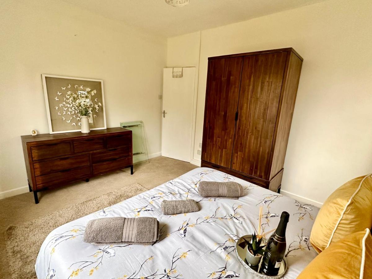 Three Bedroom Rural, Relaxing And Peaceful,Dogs Welcome! With Cymru Holidays Abergavenny Eksteriør bilde