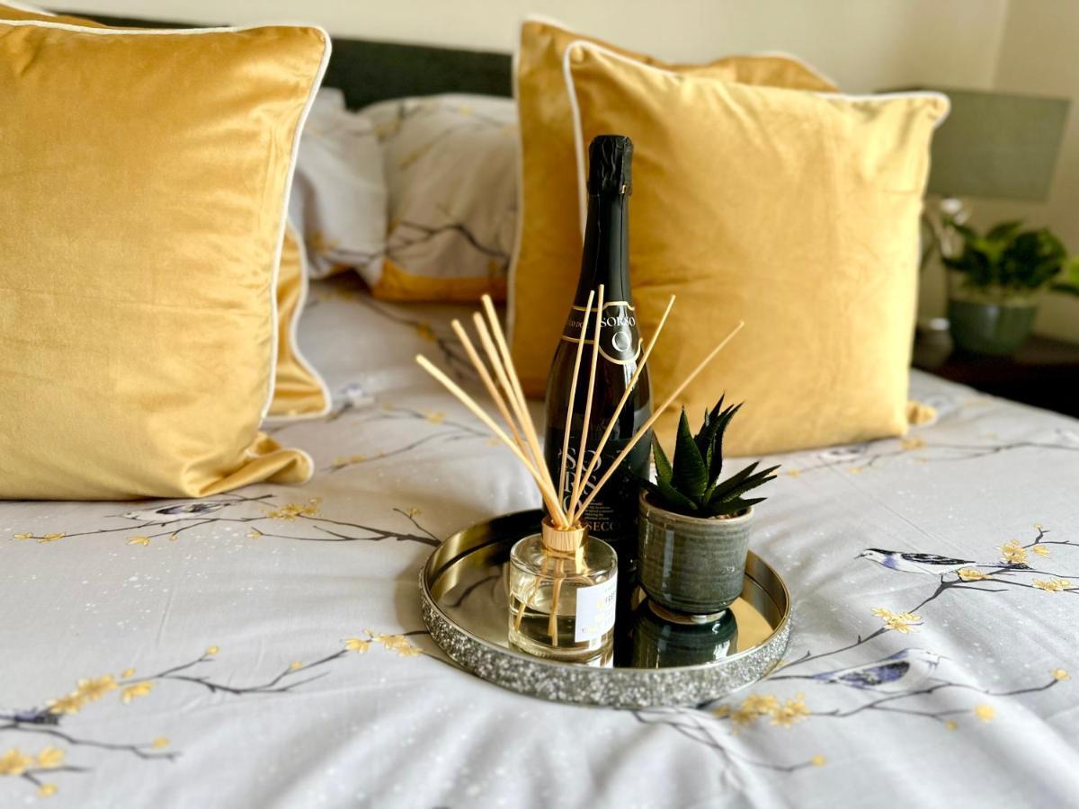 Three Bedroom Rural, Relaxing And Peaceful,Dogs Welcome! With Cymru Holidays Abergavenny Eksteriør bilde