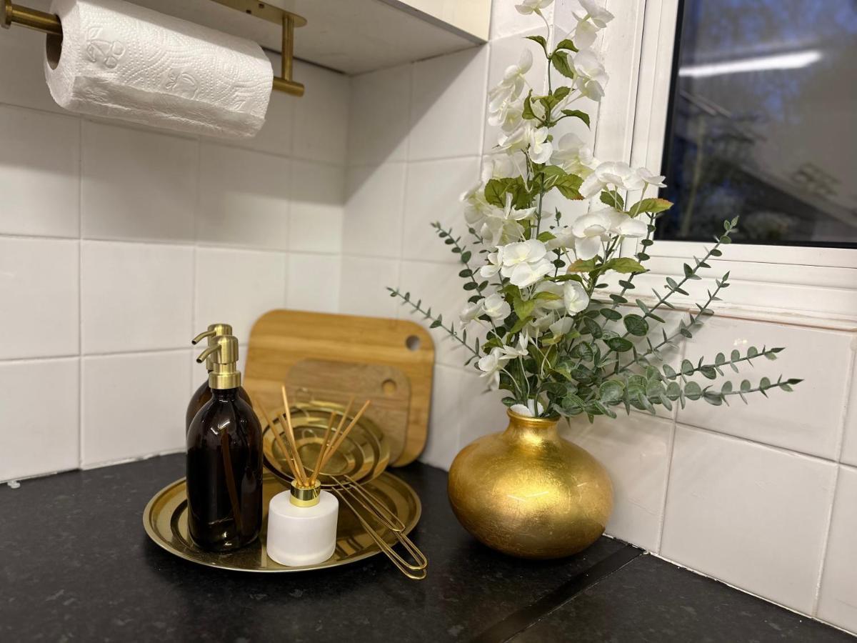 Three Bedroom Rural, Relaxing And Peaceful,Dogs Welcome! With Cymru Holidays Abergavenny Eksteriør bilde